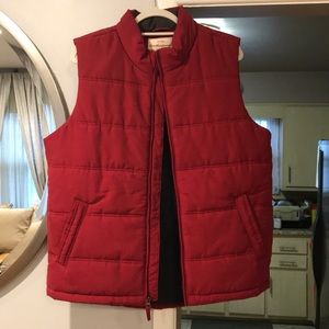 Men’s red vest